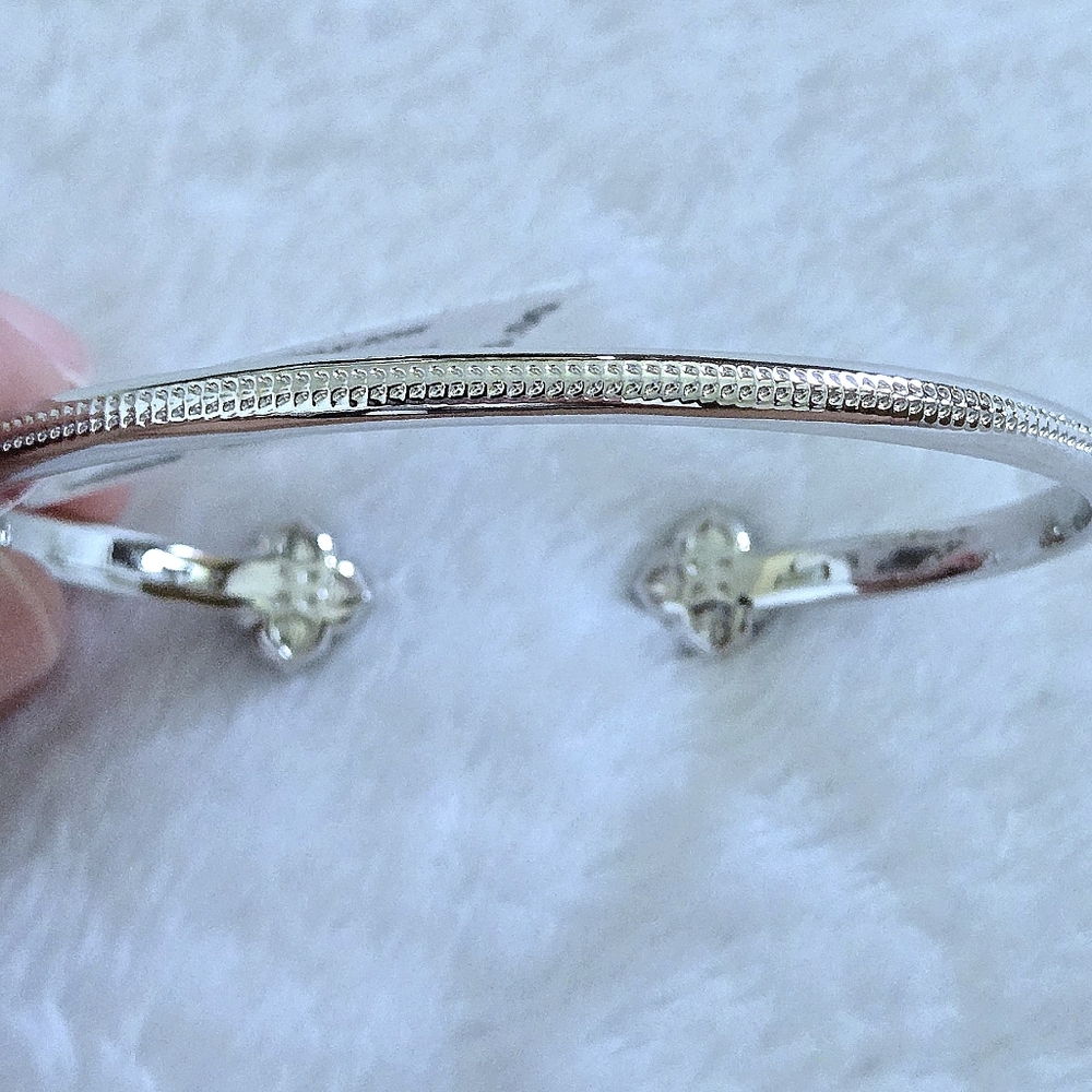 Kendra Scott Silver🤍 "Mallory" cuff bracelet - Picture 10 of 15